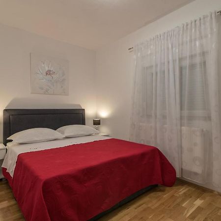 Apartments City View Трогир Екстериор снимка